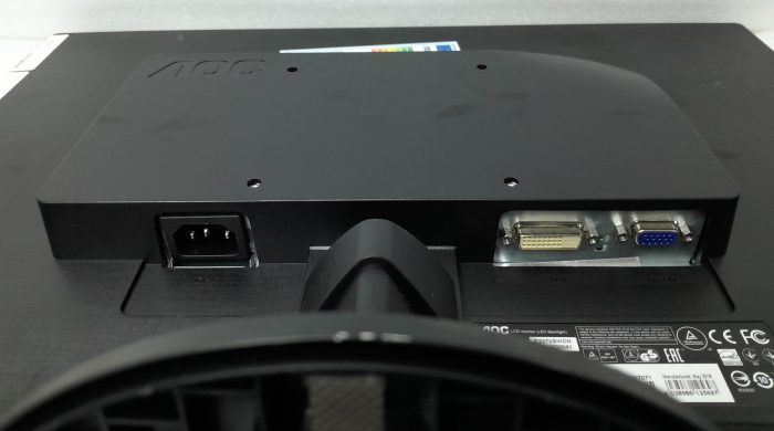 Aoc_E2270swdn_4