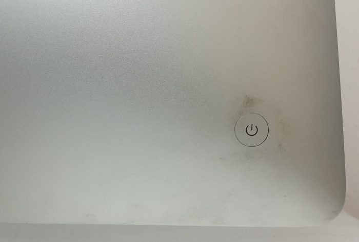 Apple_iMac12,1_4