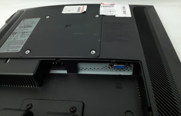 Lg_Flatron_L1750s-sn_4