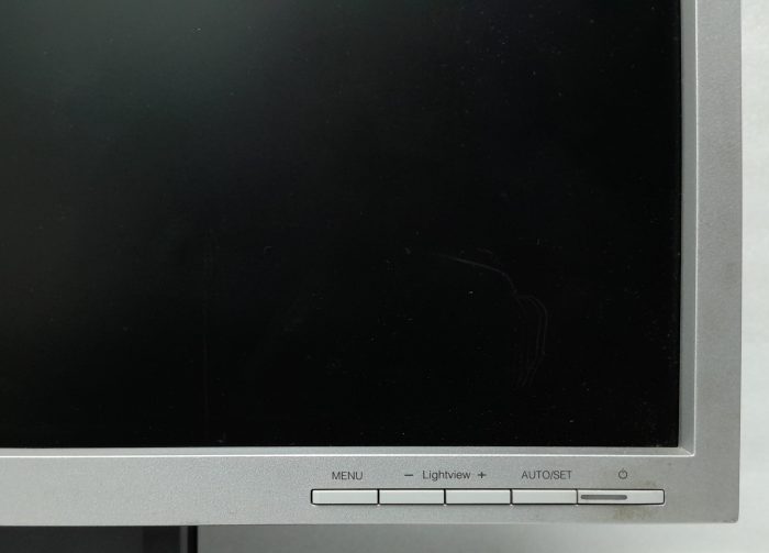 Lg_Flatron_L1750sq-sn_3