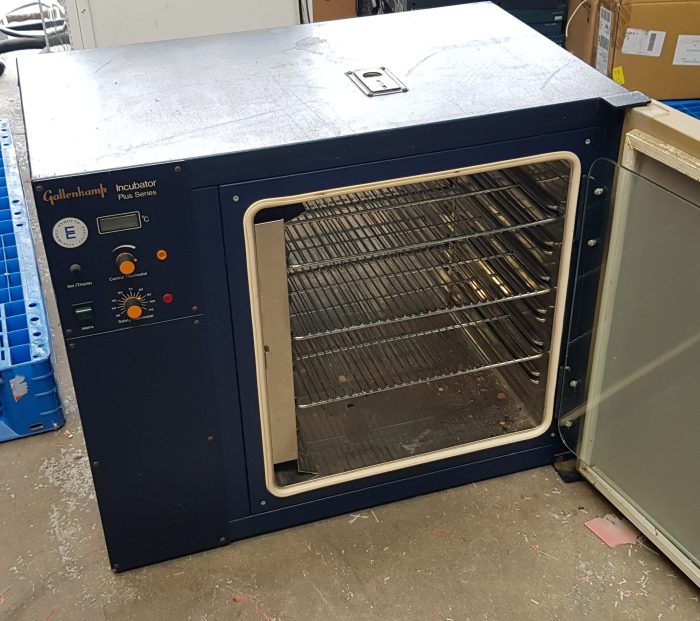 Gallenkamp laboratory Incubator Plus Series - Image 2