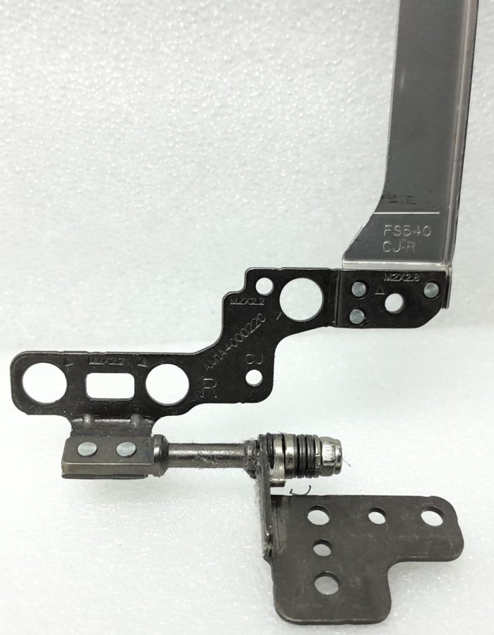 Lenovo Laptop Right Hinge V15-IIL - Image 6