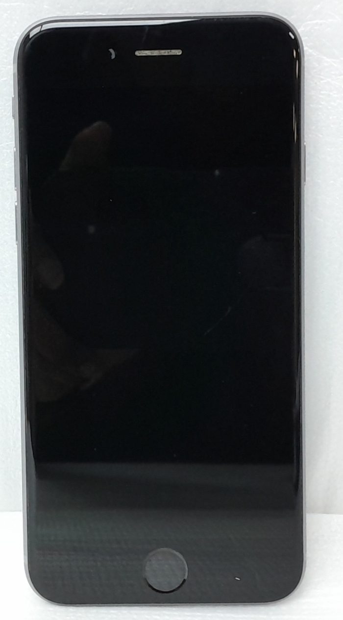 Apple iPhone 6 A1586 - Image 2