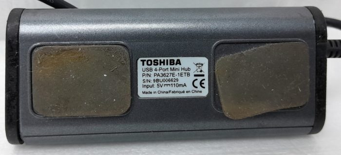 Toshiba 4-Port Mini Hub PA3627E-1ETB - Job Lot x3 - Image 3