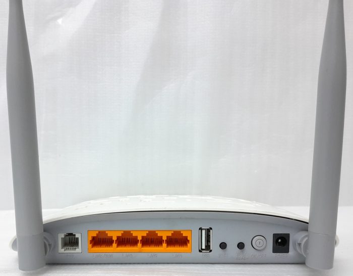 TP-Link 300Mbps Wireless N USB VDSL/ADSL Modem Router TD-W9970 - Image 5