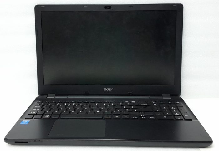 Acer_Travelmate_P256-m_2