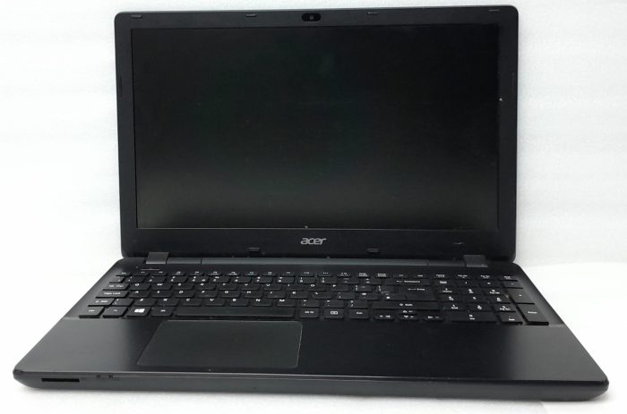 Acer_Travelmate_P256-m_2