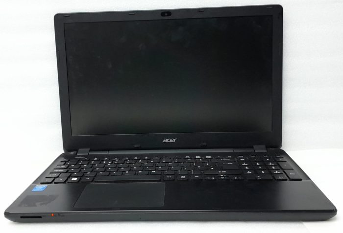 Acer_Travelmate_P256-m_2