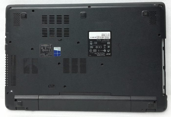 Acer_Travelmate_P256-m_5