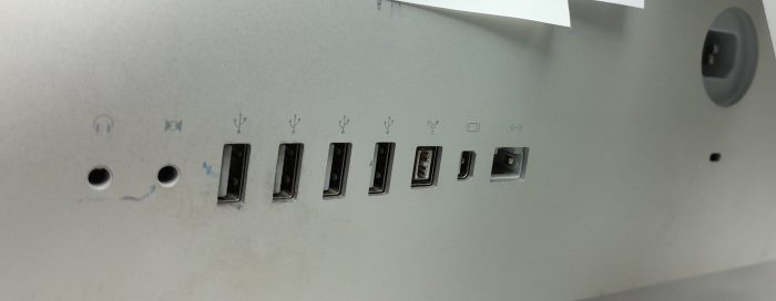Apple_iMac11,2_3