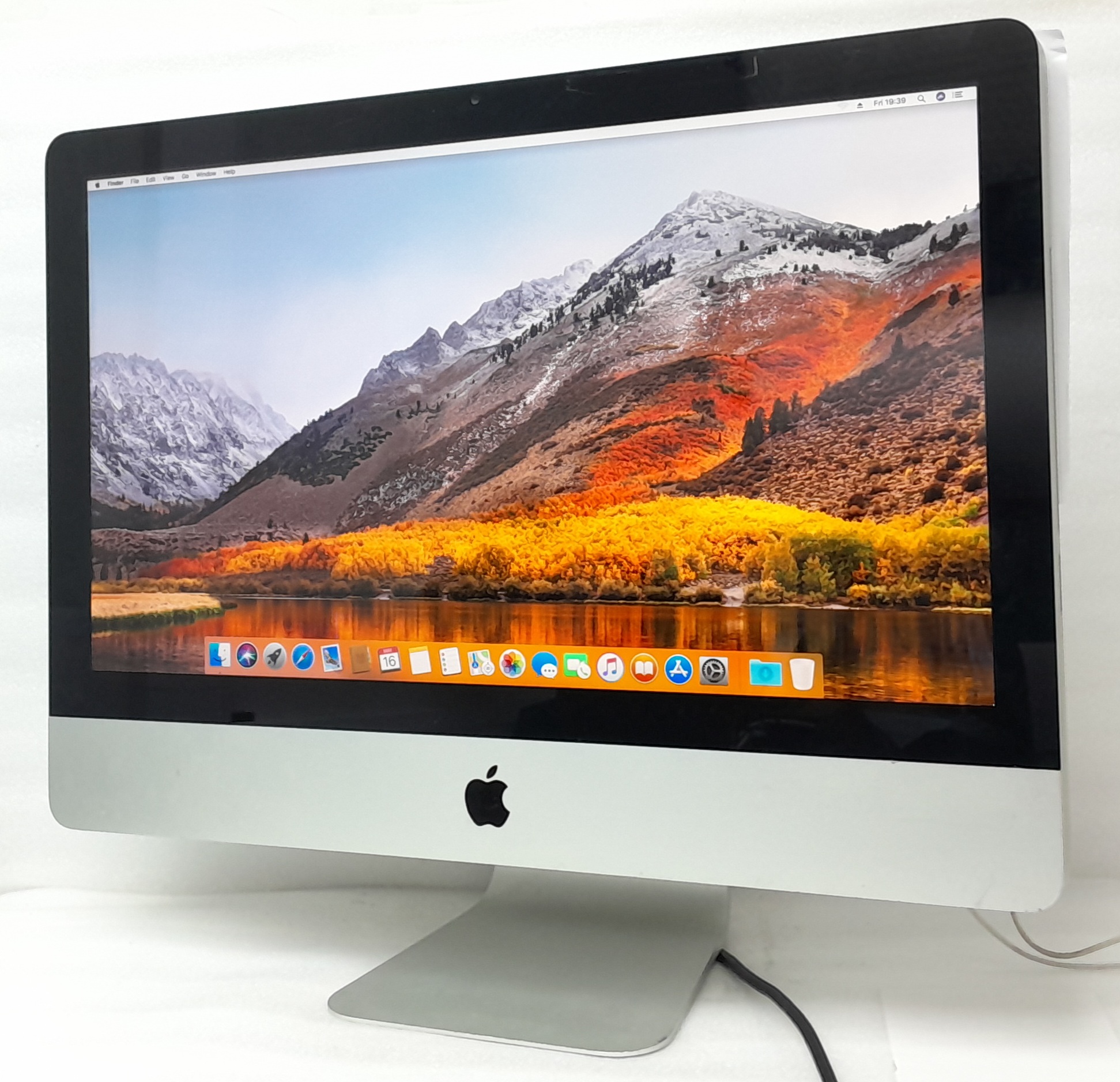 Apple_iMac_112_1.jpg Apple_iMac_11,2_1