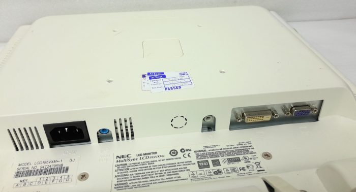 Nec_Multisync_Lcd195vxm+_6