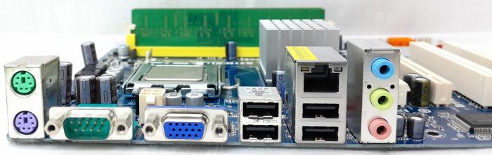 Asrock Motherboard Intel Core 2 Duo With I/O Shield G31M-GS R2.0 DDR2 - Image 10