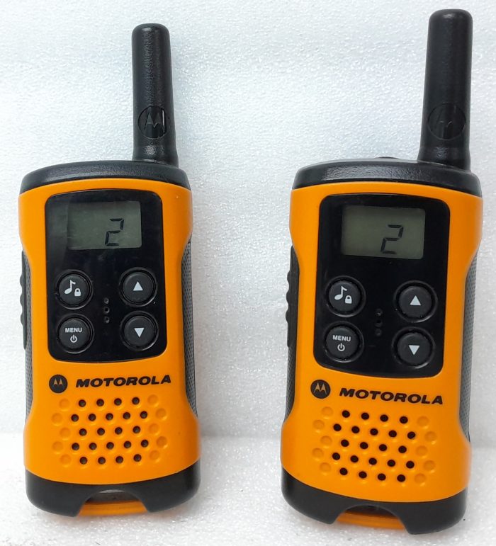 Motorola Two Way Radio Walkie Talkie TLKR T41 - Pair - Image 2