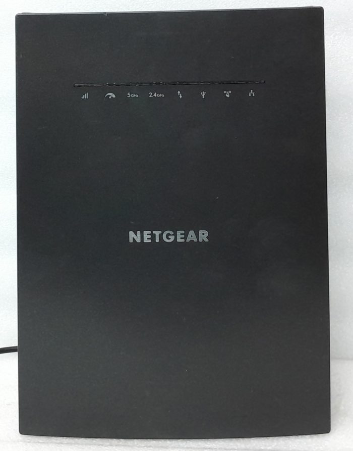 Netgear AC3000 Tri-Band WiFi Range Extender Nighthawk X65 (EX8000) - Image 2