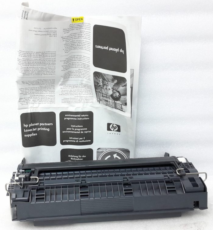 HP Toner Cartridge 03A C3903A - Image 4