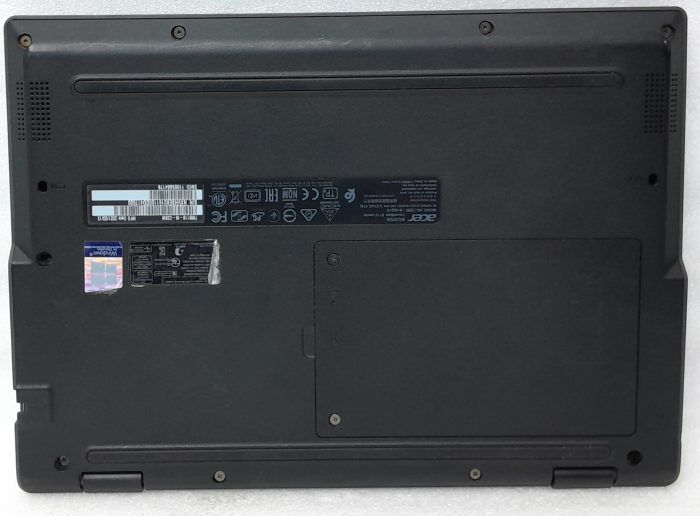 Acer_Travelmate_B311-31_5