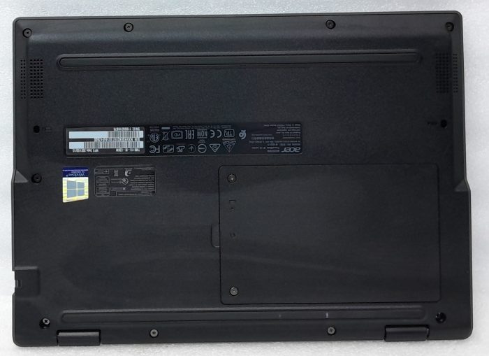 Acer_Travelmate_B311-31_5