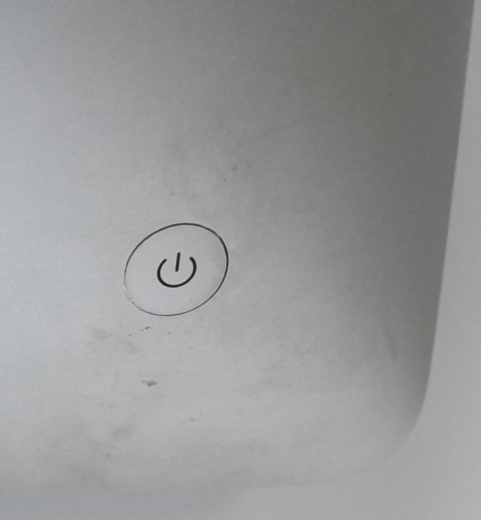 Apple_iMac_12,1_5