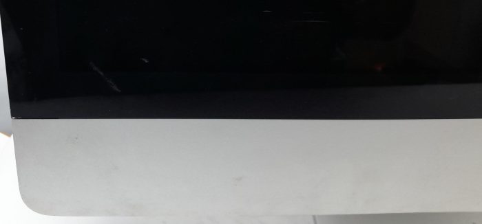 Apple_iMac_12,1_6