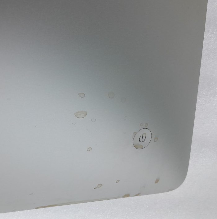 Apple_iMac_14,2_4