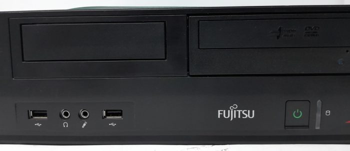 Fujitsu_Esprimo_E420_3