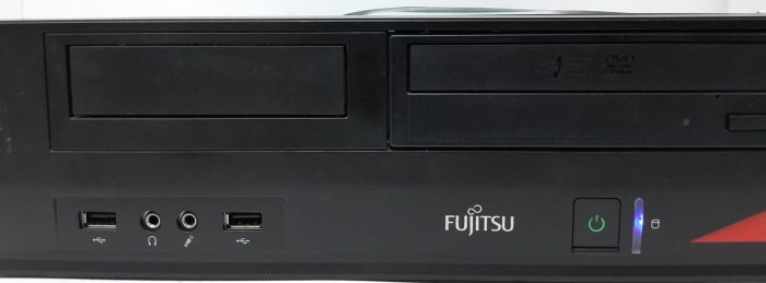 Fujitsu_Esprimo_E420_3