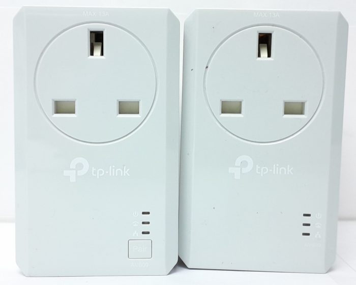 TP-Link Powerline Starter Kit TL-PA4022P KIT - Image 2