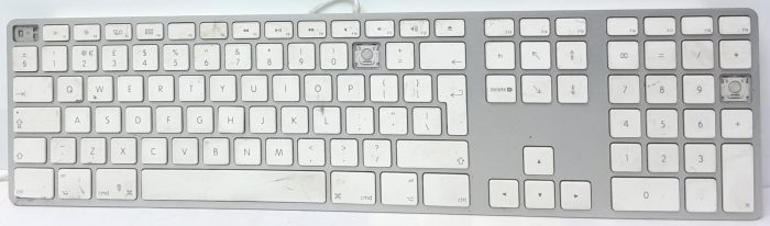 Apple USB Keyboard A1243 - Image 2
