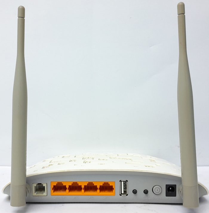 TP-Link 300Mbps Wireless N USB VDSL/ADSL Modem Router TD-W9970 - Image 4