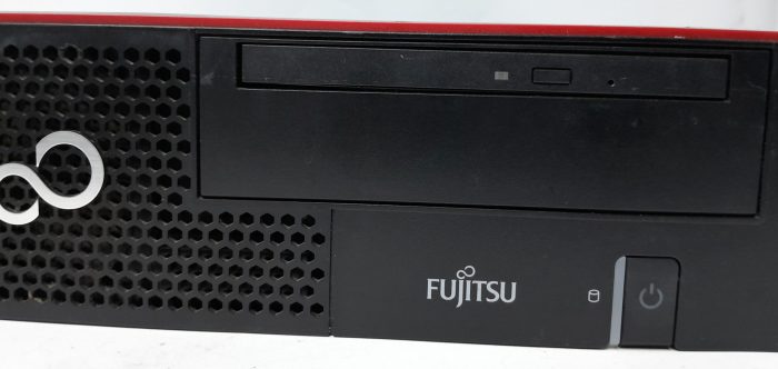 Fujitsu_Esprimo_D556_3
