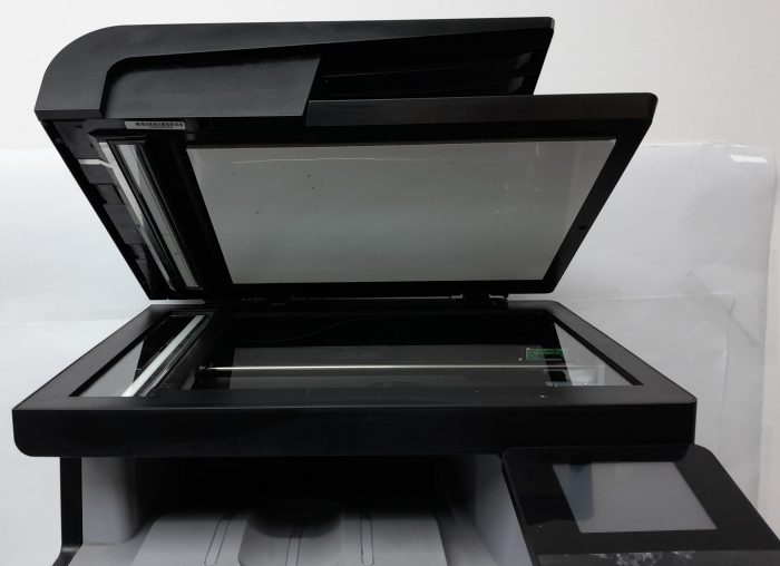 HP_Color-Laserjet-Pro-Mfp-M476dn_7