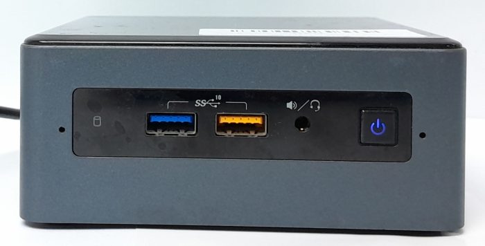 Intel_Nuc_Boxnuc8i7beh6_2