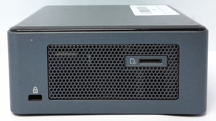 Intel_Nuc_Boxnuc8i7beh6_3
