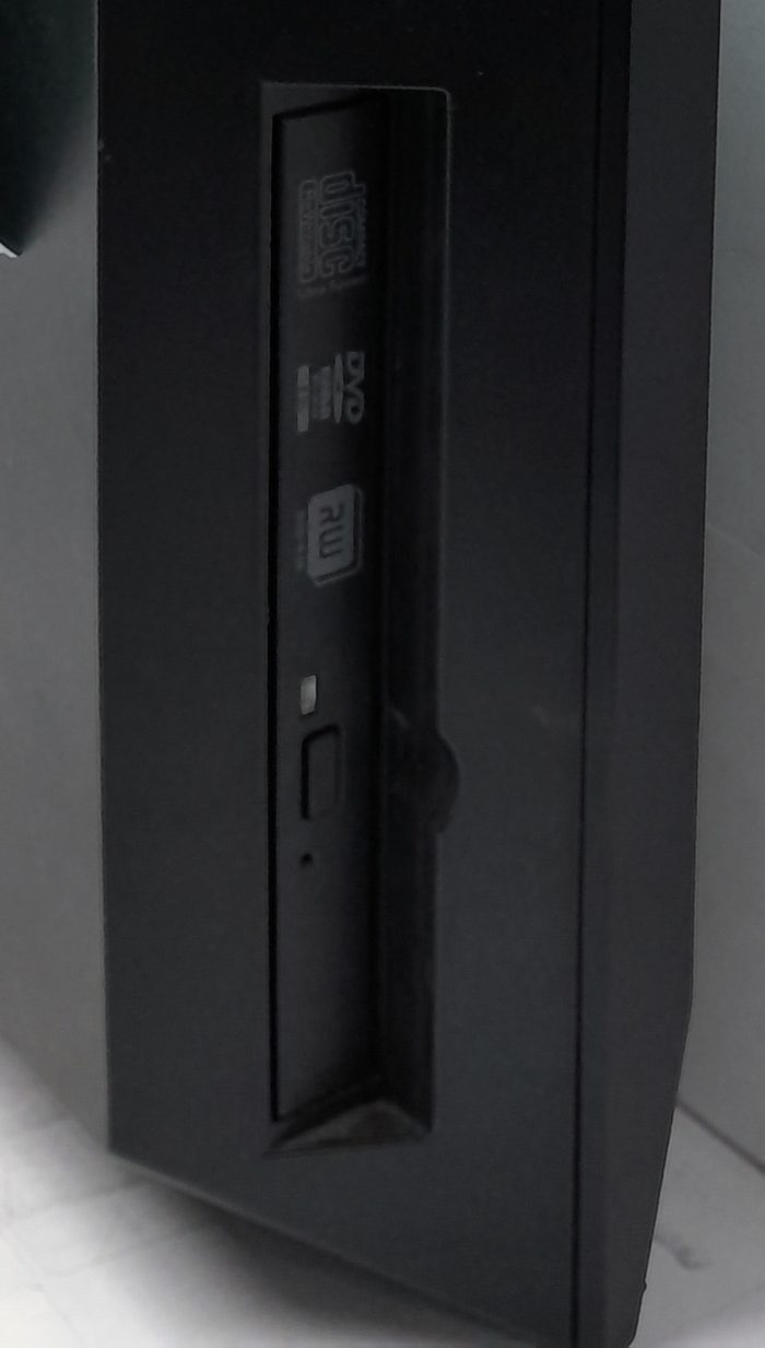 Lenovo_Thinkcentre_1165_6