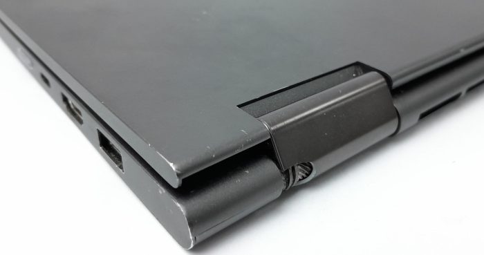 Lenovo_Yoga_730-15iwl_6