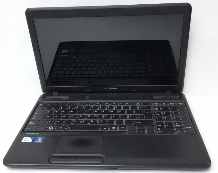 Toshiba_Satellite_C660-16t_2