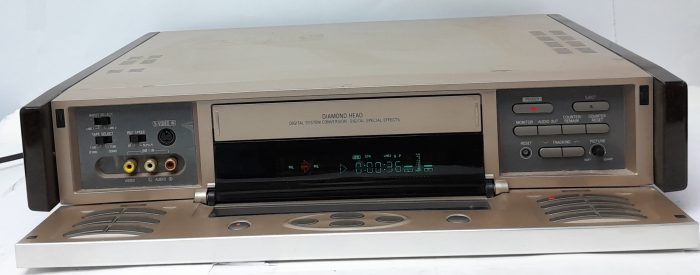 Samsung World Wide Video Cassette Recorder SV-300W - Image 5