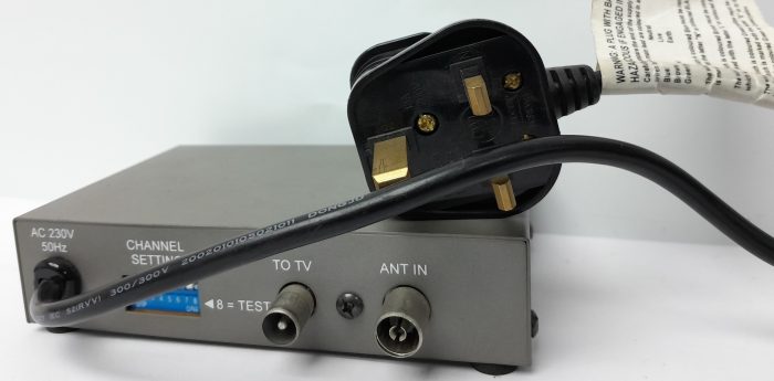 SLXRF AV Signal to RF Signal Modulator 27851R - Image 4