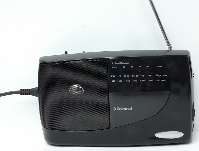 Polaroid AM/FM Portable Radio PKS-213A - Image 2