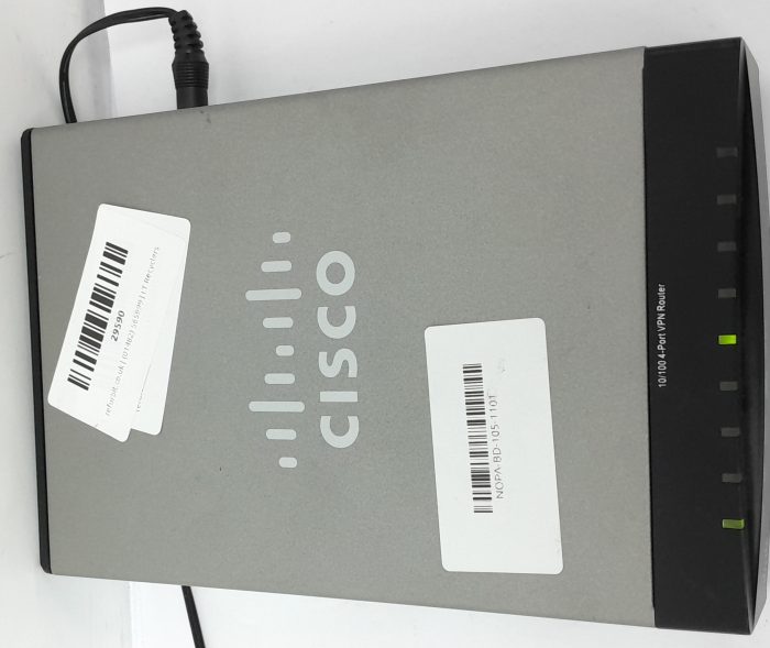Cisco 10/100 4 Port VPN Router RV042 - Image 3