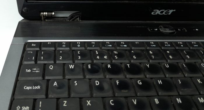 Acer_Aspire_5732z_3