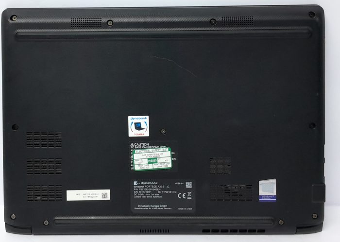 Dynabook_Portege_A30-e-1jc_5