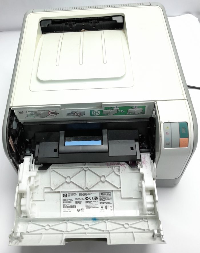 HP_Color-Laser-Jet-Cp1215_4