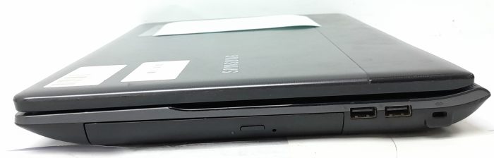 Samsung_Np300e5c_4