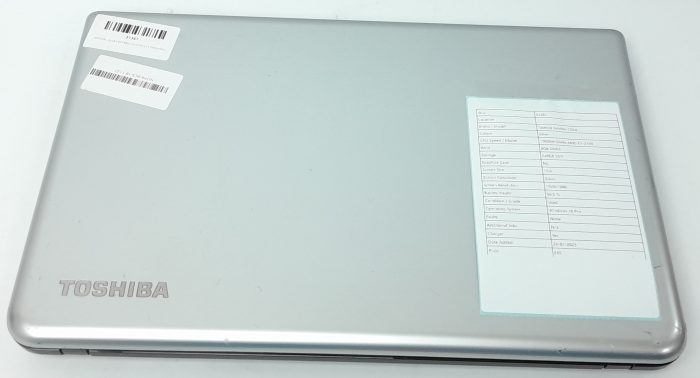 Toshiba_Satelite_C55d_6