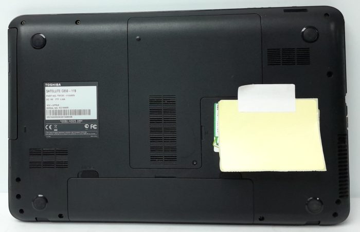 Toshiba_Satellite_C850-119_5