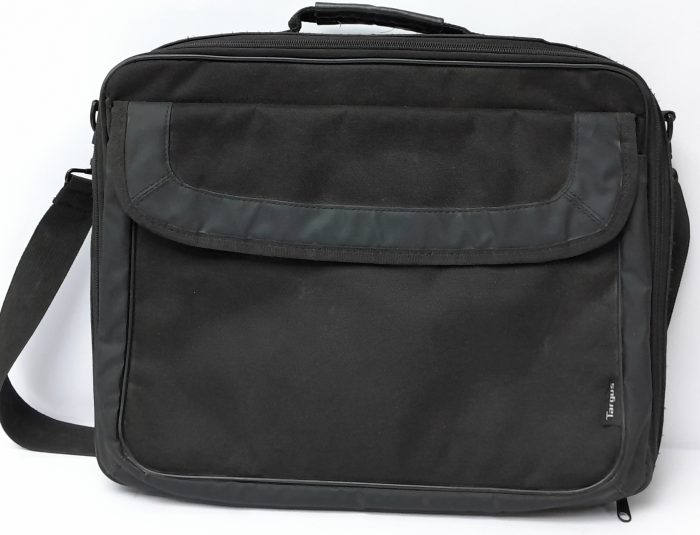 Targus Laptop Carrier Bag AC0063 - Image 2
