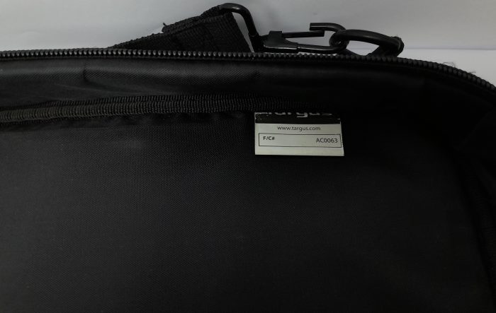 Targus Laptop Carrier Bag AC0063 - Image 3