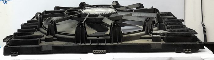 Porsche Cayenne Engine Cooling Fan Radiator 7P0121207B - Image 5